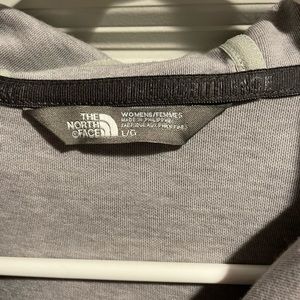 North Face. NWOT. Women’s large